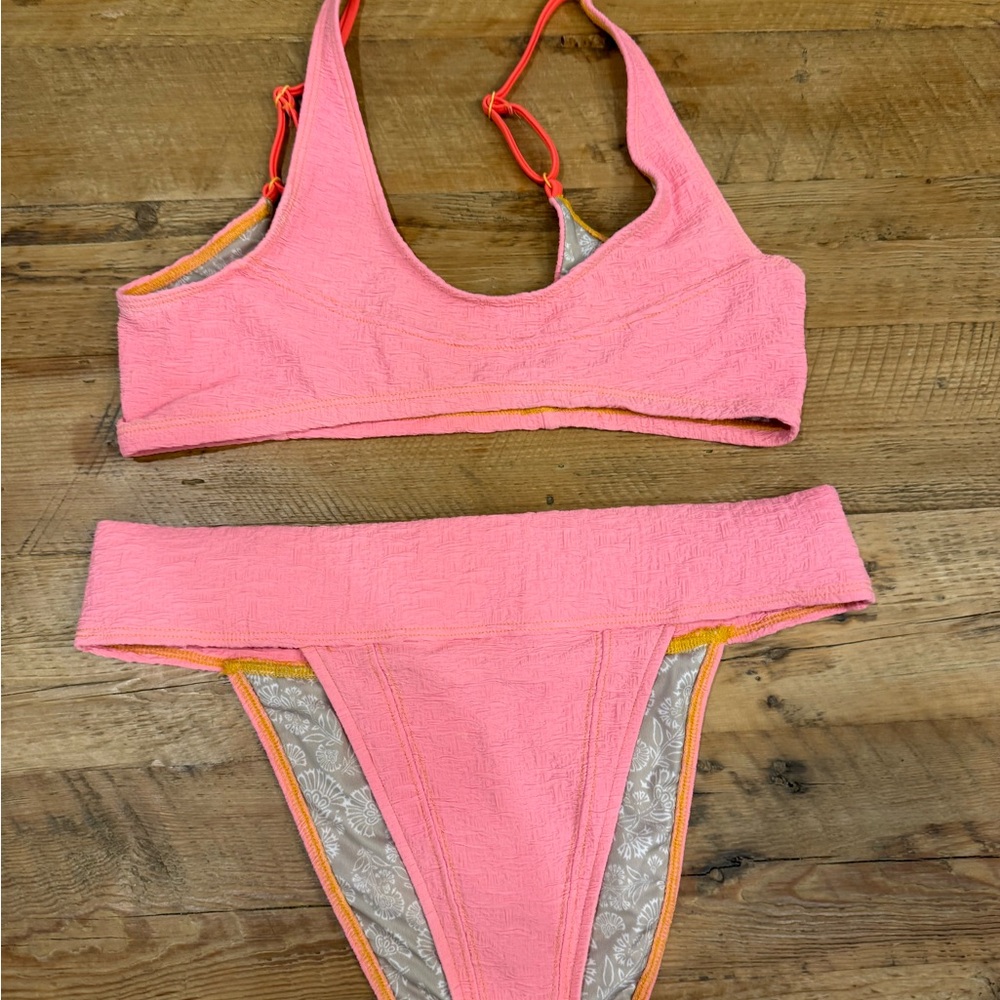 Pink Bikini Set - Picture 2 of 5